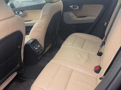 Used 2022 Polestar Polestar 2 w/ Plus Package image 9