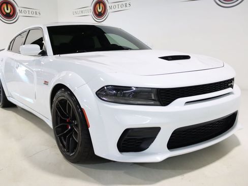 Used 2022 Dodge Charger Scat Pack RWD image 27