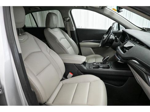 Used 2020 Cadillac XT4 Luxury image 15