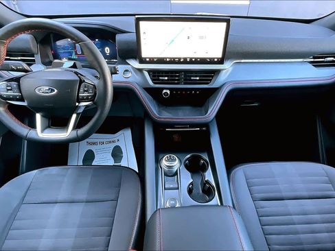 Used 2025 Ford Explorer ST-Line image 14