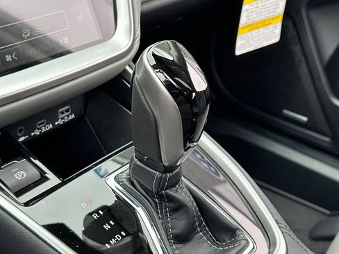Used 2025 Subaru Legacy Limited image 25