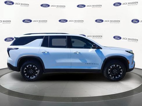 Used 2026 Chevrolet Traverse Z71 w/ Driver Confidence Package AWD/4WD image 6