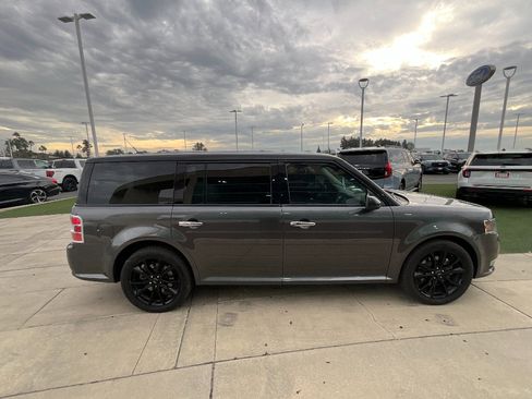 Used 2019 Ford Flex SEL w/ Equipment Group 202A image 5