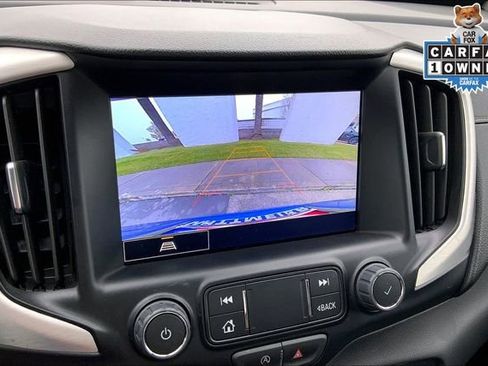 Used 2024 GMC Terrain SLT image 20