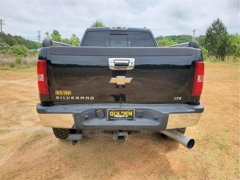Used 2007 Chevrolet Silverado 2500 LTZ w/ Safety Package AWD/4WD image 12