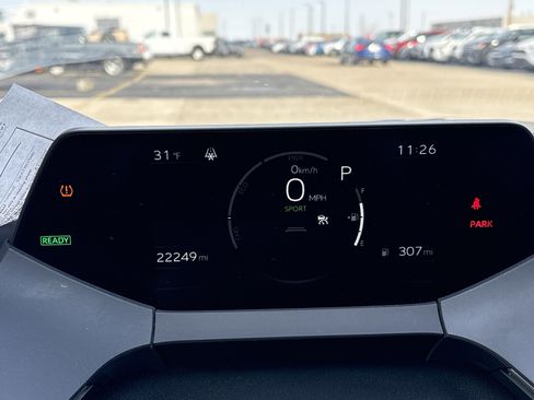 Used 2024 Toyota Prius XLE image 6