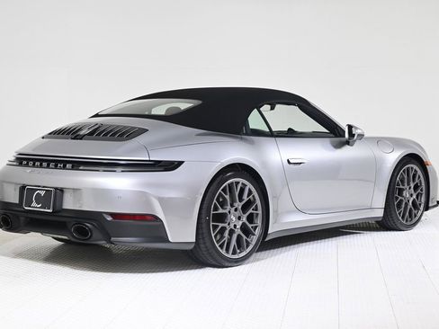 New 2026 Porsche 911 Carrera 4S image 7