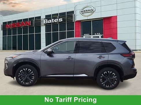 New 2026 Nissan Rogue Platinum image 3