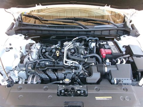 Used 2024 Nissan Altima 2.5 SV FWD image 49