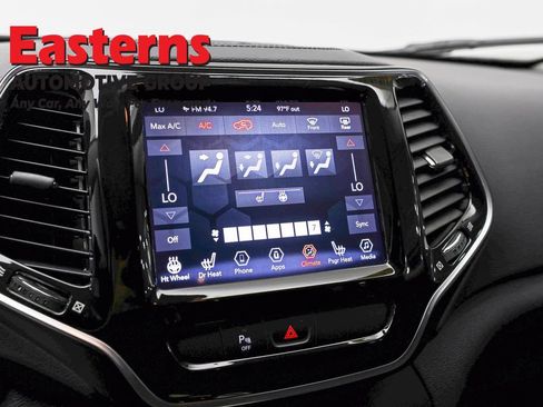 Used 2020 Jeep Cherokee Limited AWD/4WD image 19