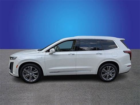 New 2025 Cadillac XT6 Premium Luxury image 2