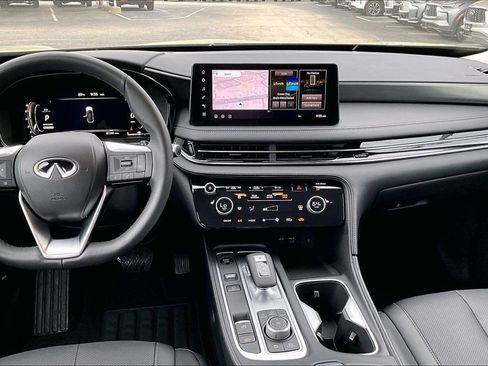 Certified 2026 INFINITI QX60 Pure FWD image 11