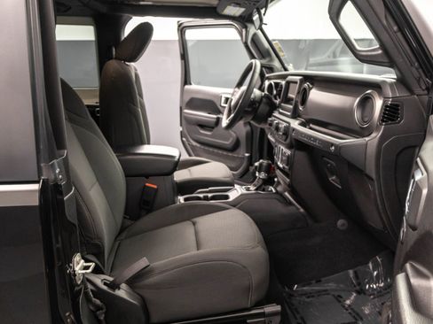 Used 2023 Jeep Wrangler Sport AWD/4WD image 35