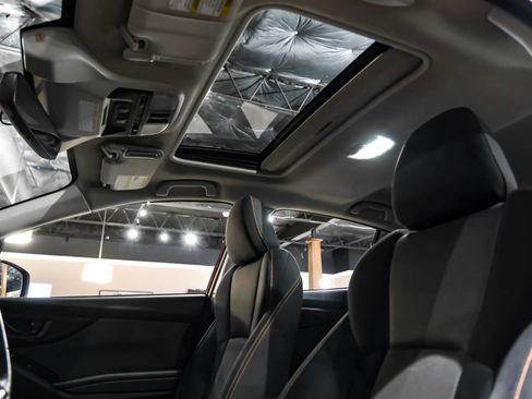 Used 2021 Subaru Crosstrek 2.0i Premium w/ Moonroof Package image 5