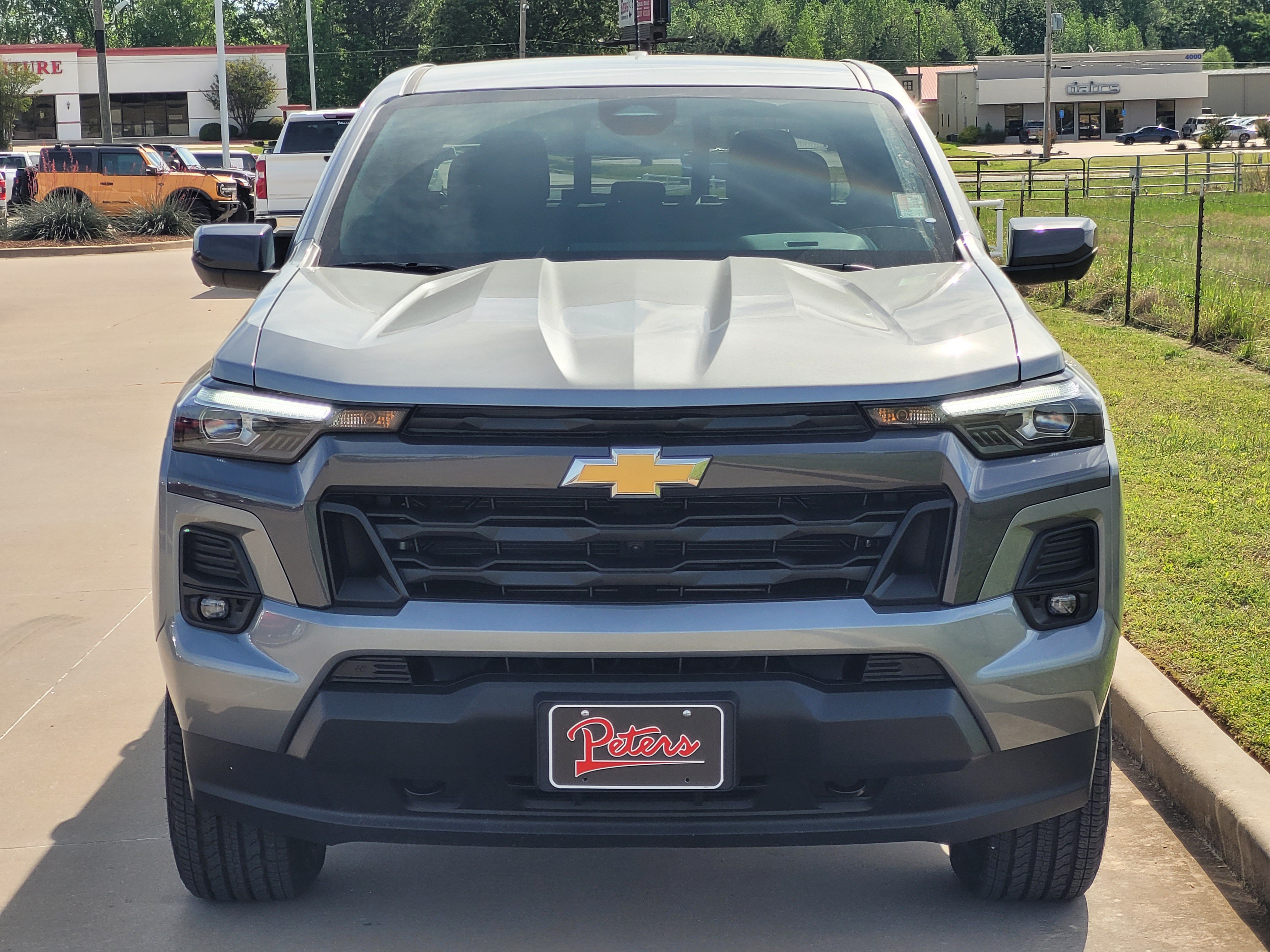 New 2026 Chevrolet Colorado LT w/ LT Convenience Package AWD/4WD image 2