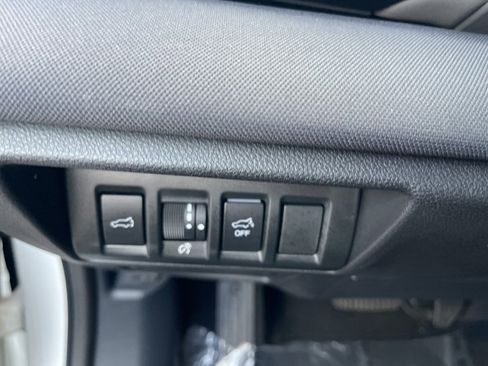 Certified 2022 Subaru Outback Premium image 19