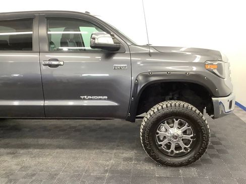 Used 2019 Toyota Tundra Limited w/ Limited Premium Package AWD/4WD image 23