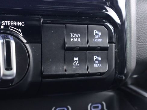 Used 2021 RAM 1500 Big Horn image 25