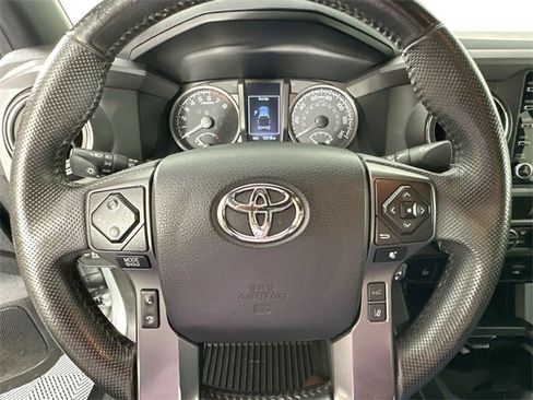 Used 2023 Toyota Tacoma TRD Sport image 18