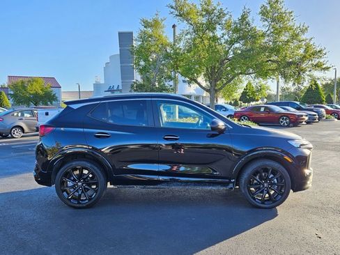 Used 2025 Buick Encore GX Sport Touring w/ Experience Buick Package image 2
