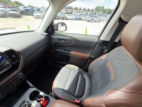 Used 2022 Ford Bronco Sport Outer Banks AWD/4WD image 19