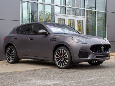 New 2025 Maserati Grecale Modena AWD/4WD image 3