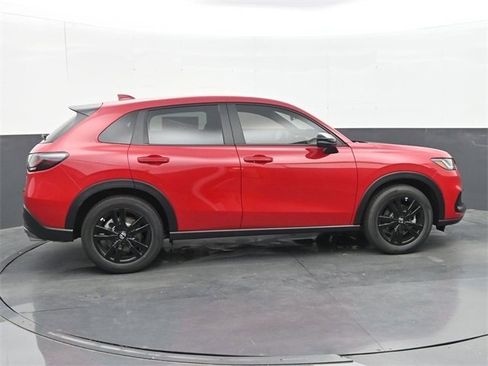 Certified 2026 Honda HR-V Sport image 8