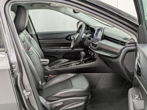 Used 2022 Jeep Compass Trailhawk image 11