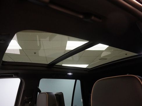 Certified 2023 Chevrolet Tahoe Premier image 4