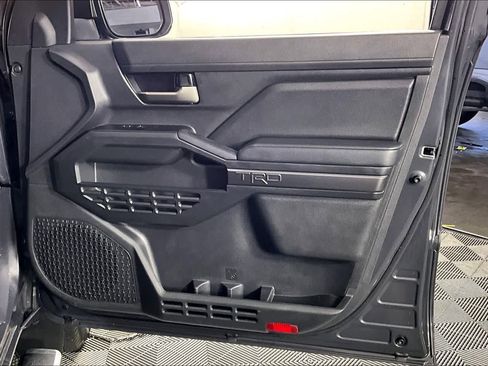 Used 2024 Toyota Tacoma TRD Sport image 20