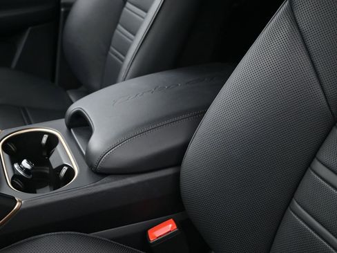 Certified 2024 Porsche Cayenne Turbo GT image 21