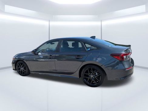 Used 2025 Honda Civic Sport image 6