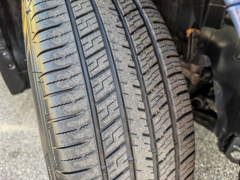 Used 2017 Subaru Outback 3.6R Limited image 19