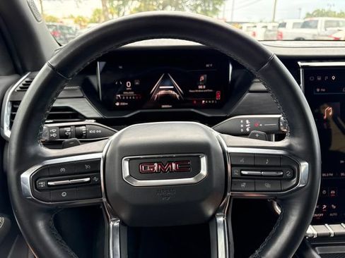 Used 2025 GMC Acadia Elevation FWD image 30