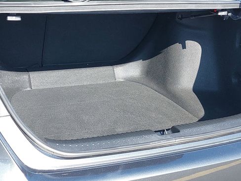 Certified 2025 Honda Accord SE image 12