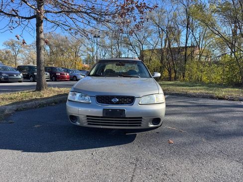 Used 2000 Nissan Sentra GXE image 4