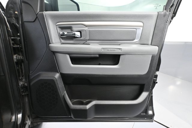 Used 2018 RAM 1500 Big Horn AWD/4WD image 33