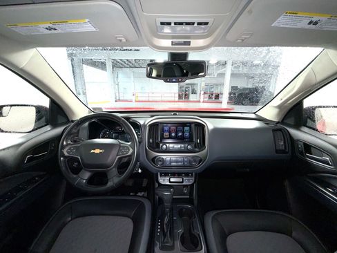 Used 2018 Chevrolet Colorado Z71 AWD/4WD image 23