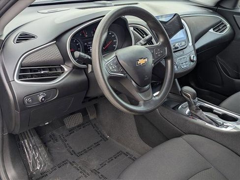 Used 2023 Chevrolet Malibu LT w/ Driver Confidence Package FWD image 10