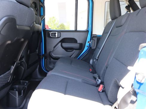 New 2026 Jeep Wrangler Unlimited Rubicon w/ Whitecap Package AWD/4WD image 17