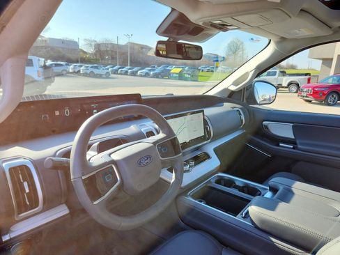 New 2026 Ford Expedition Max Active AWD/4WD image 11