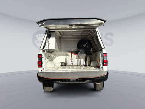 Used 2022 Nissan Frontier S image 24