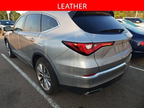 Used 2023 Acura MDX SH-AWD w/ Advance Package image 4