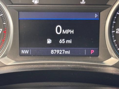 Used 2020 Chevrolet Traverse LT FWD image 4