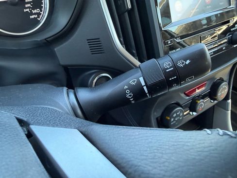 Used 2021 Subaru Forester Premium image 24