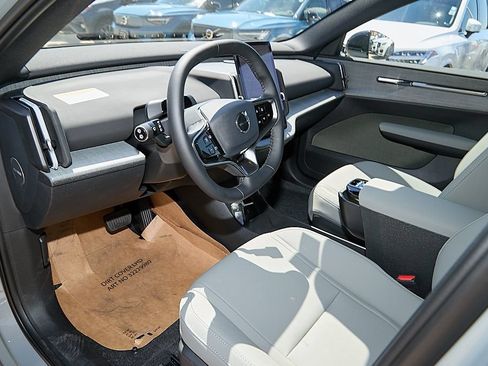 New 2026 Volvo EX30 Plus w/ Climate Package AWD/4WD image 12
