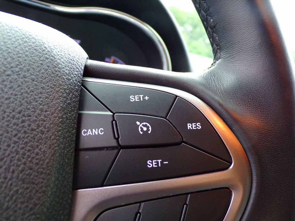 Certified 2018 Jeep Grand Cherokee Laredo AWD/4WD image 25