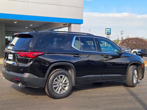 Used 2022 Chevrolet Traverse LT w/ LPO, Floor Liner Package image 15
