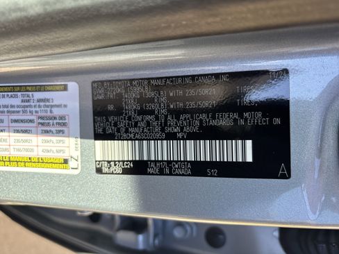 Used 2025 Lexus RX 500h F Sport image 34