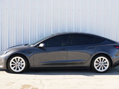 Used 2022 Tesla Model 3 Long Range image 50